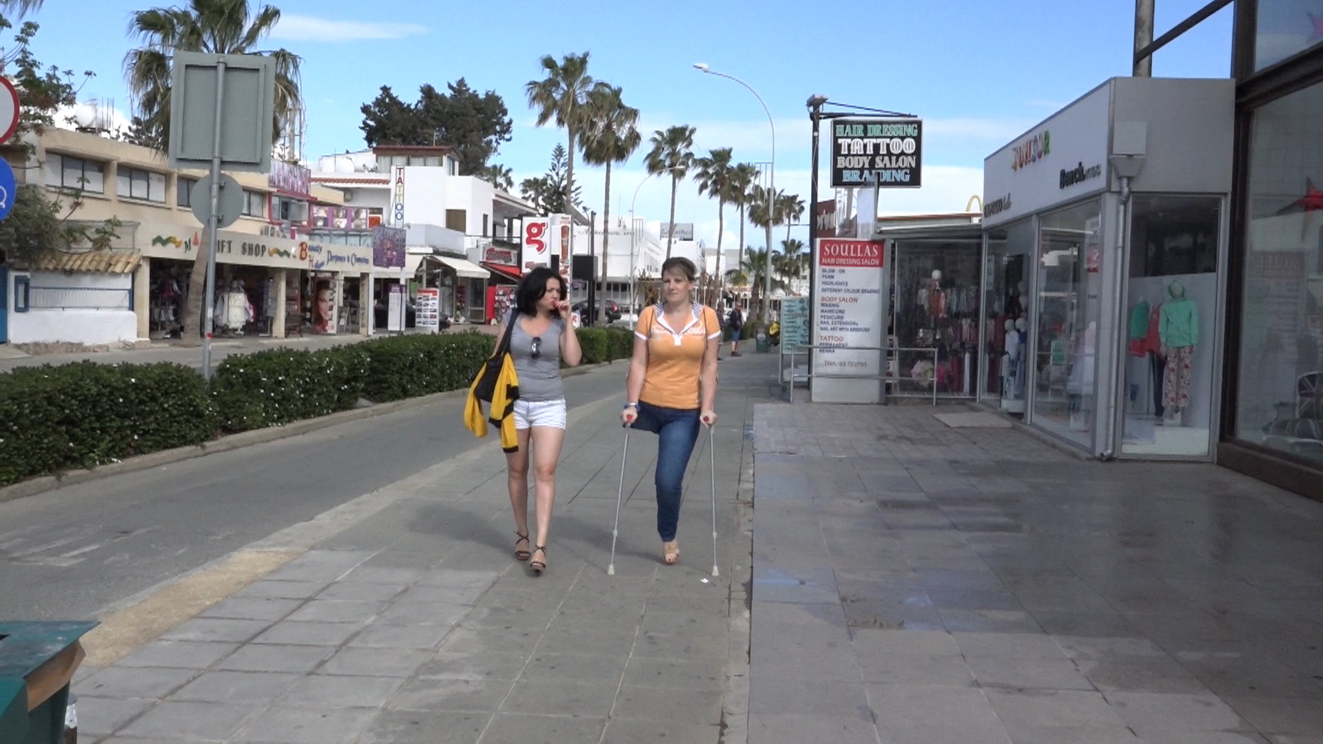 Nicole and Noa Shopping
